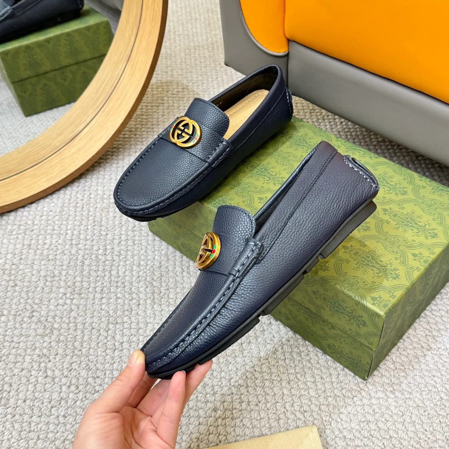 Men's shoes 💰420 (Yangli) Gucci* - the top version of Gucci classic beanie shoes! It is made of imported original cowhide and has a comfortable first layer of sheepskin lining! Original wear-resistant rubber outsole! High quality products! Size 38-46, with shoe dial, cloth bag, card